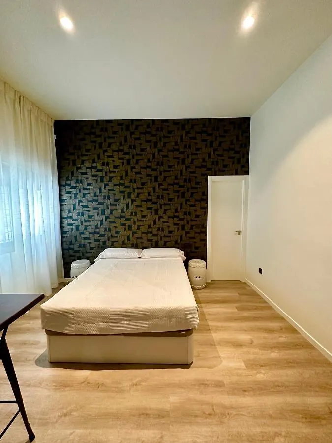 Apartamentos Sunsets Malaga Centro Spain