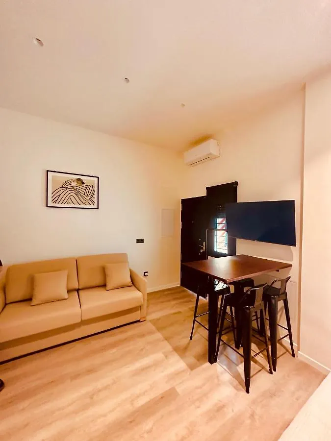 Apartamentos Sunsets Malaga Centro Apartment